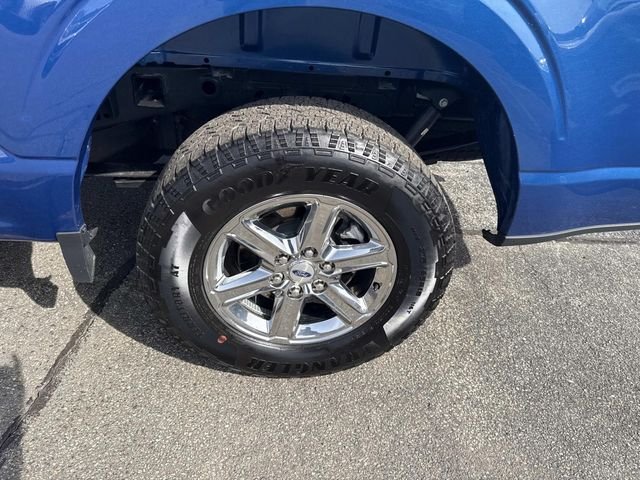 Used 2025 Atlas Blue Metallic Ford XLT image 4