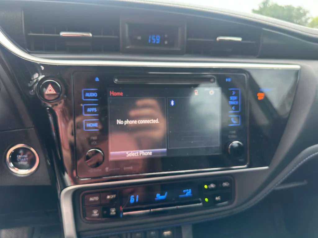 Used 2018 Black Sand Pearl Toyota XSE image 10