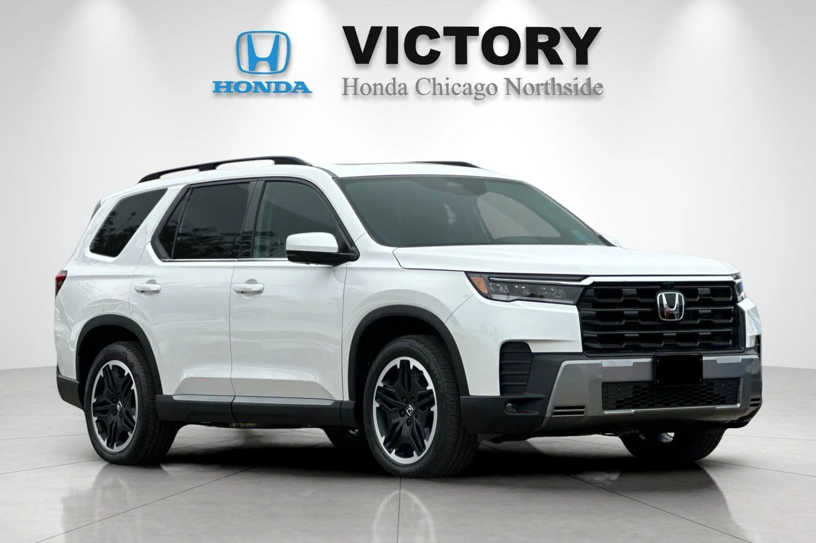 New 2026 Solar Silver Metallic Honda Touring image 7