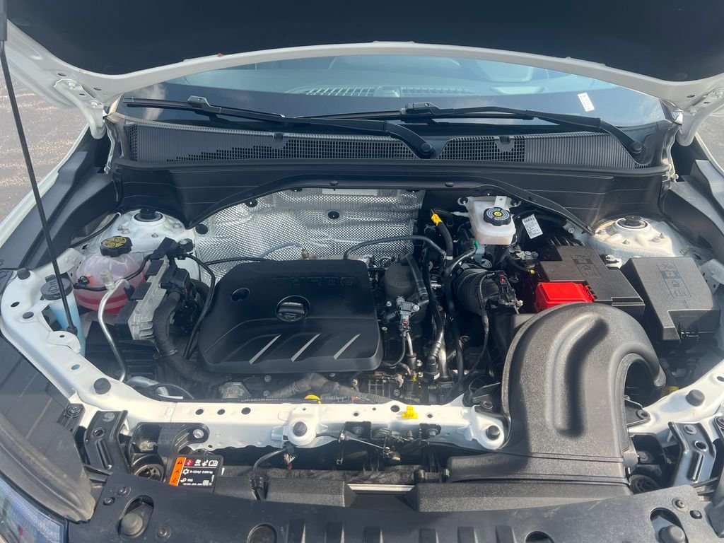 Used 2024 White Chevrolet ACTIV image 26