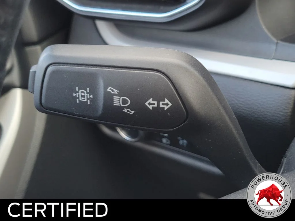 Used 2024 Black Ford XLT image 31