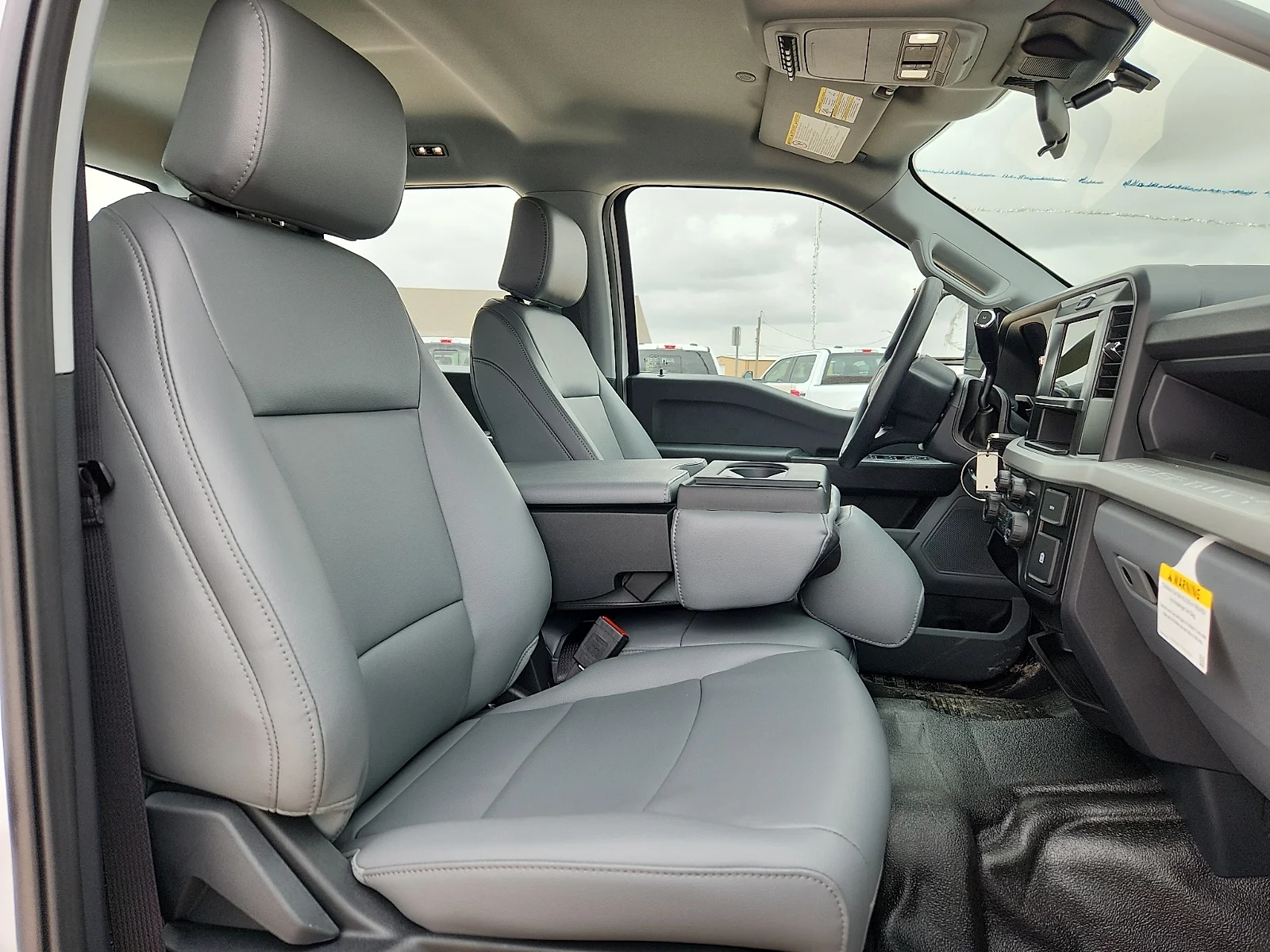 New 2026 Oxford White Ford F-250® XL image 20