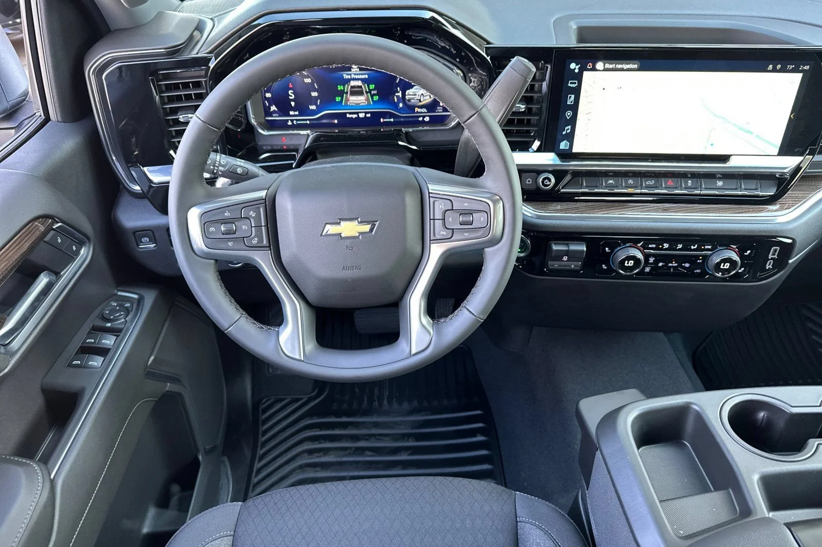 New 2025 Summit White Chevrolet LT (2FL) image 11