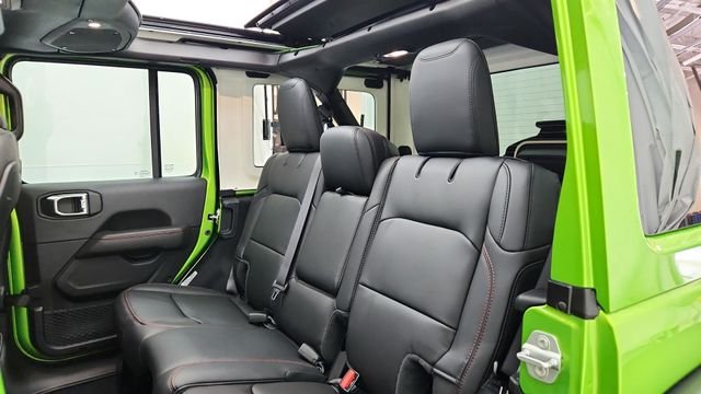 2025 Jeep Wrangler 4-Door Rubicon - Photo 12