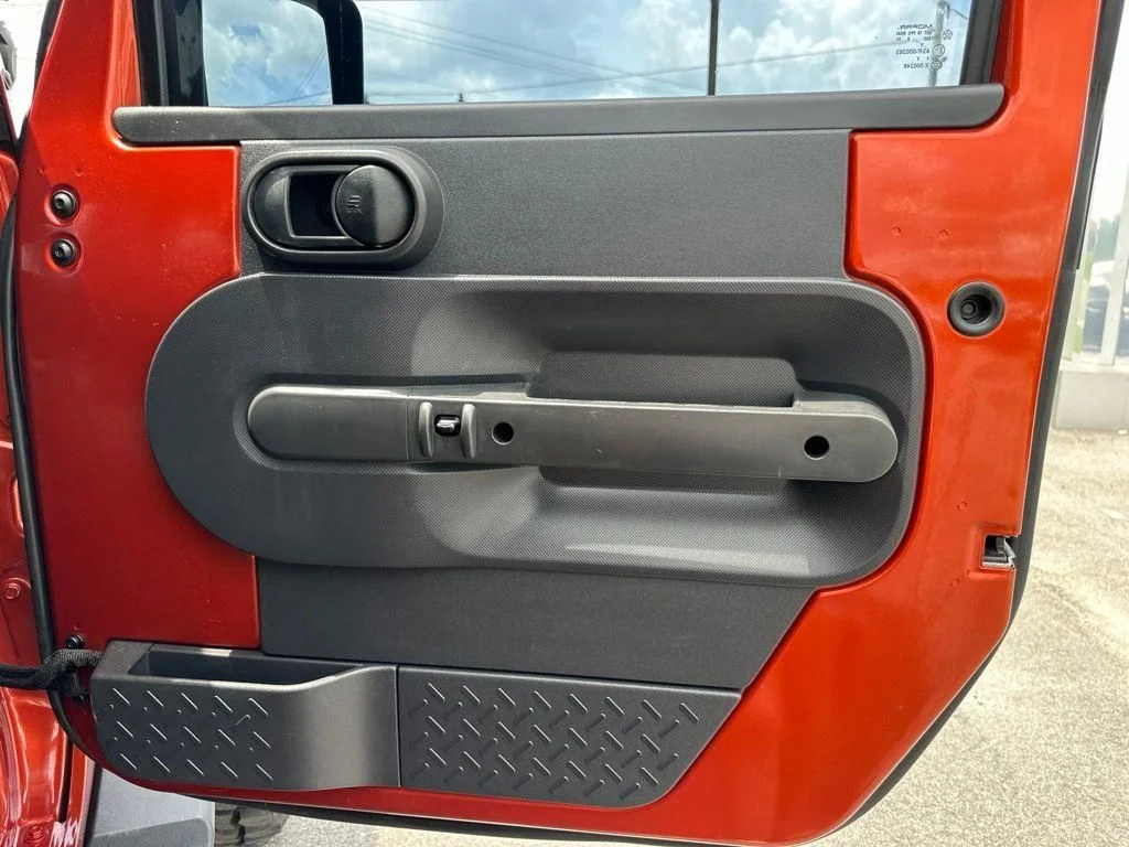 Used 2009 Orange Jeep Unlimited X image 21