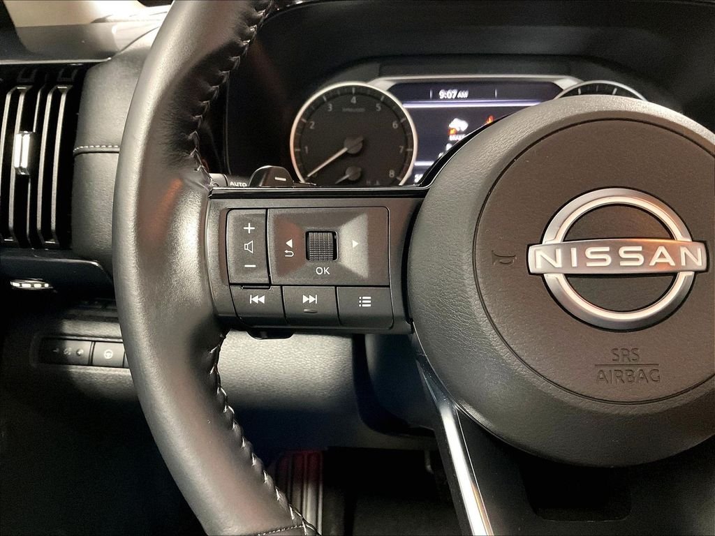 Used 2023 Gray Nissan SV image 23