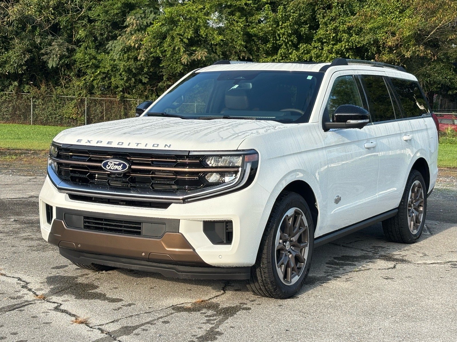 New 2027 Star White Metallic Tri-Coat Ford King Ranch® image 1