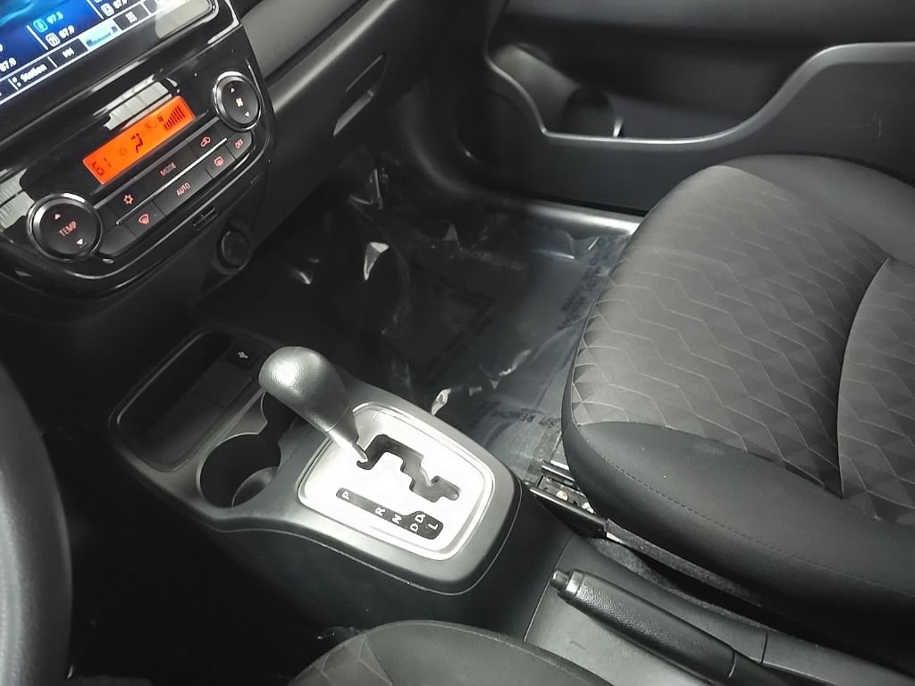 Used 2024 Red Mitsubishi ES image 29