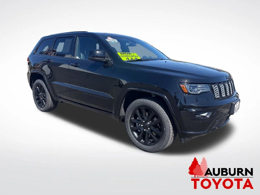 Used 2021 Black Jeep Laredo X image 3