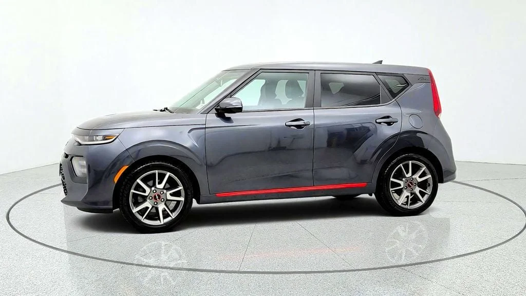 Used 2022 Gravity Gray Kia Turbo DCT image 8