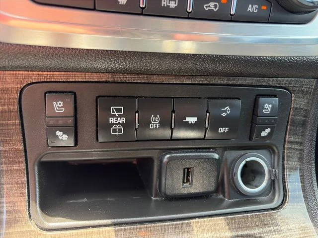 Used 2017 Blue GMC Limited image 15