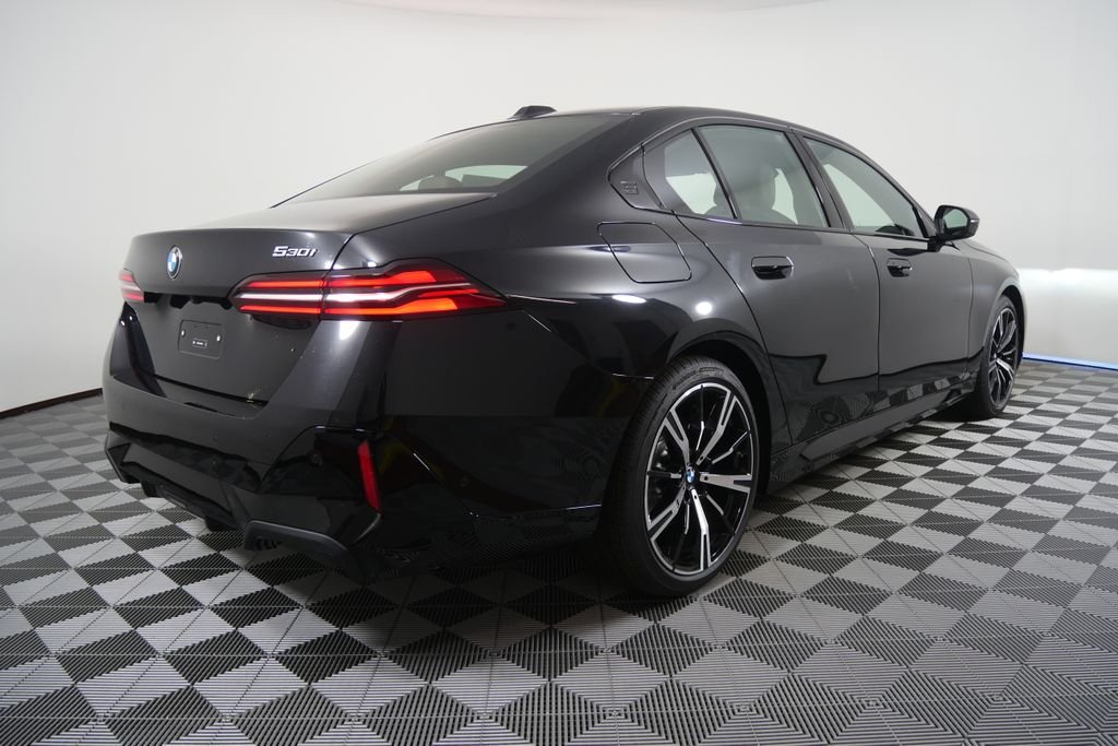 New 2027 Black Sapphire Metallic BMW 530i image 4