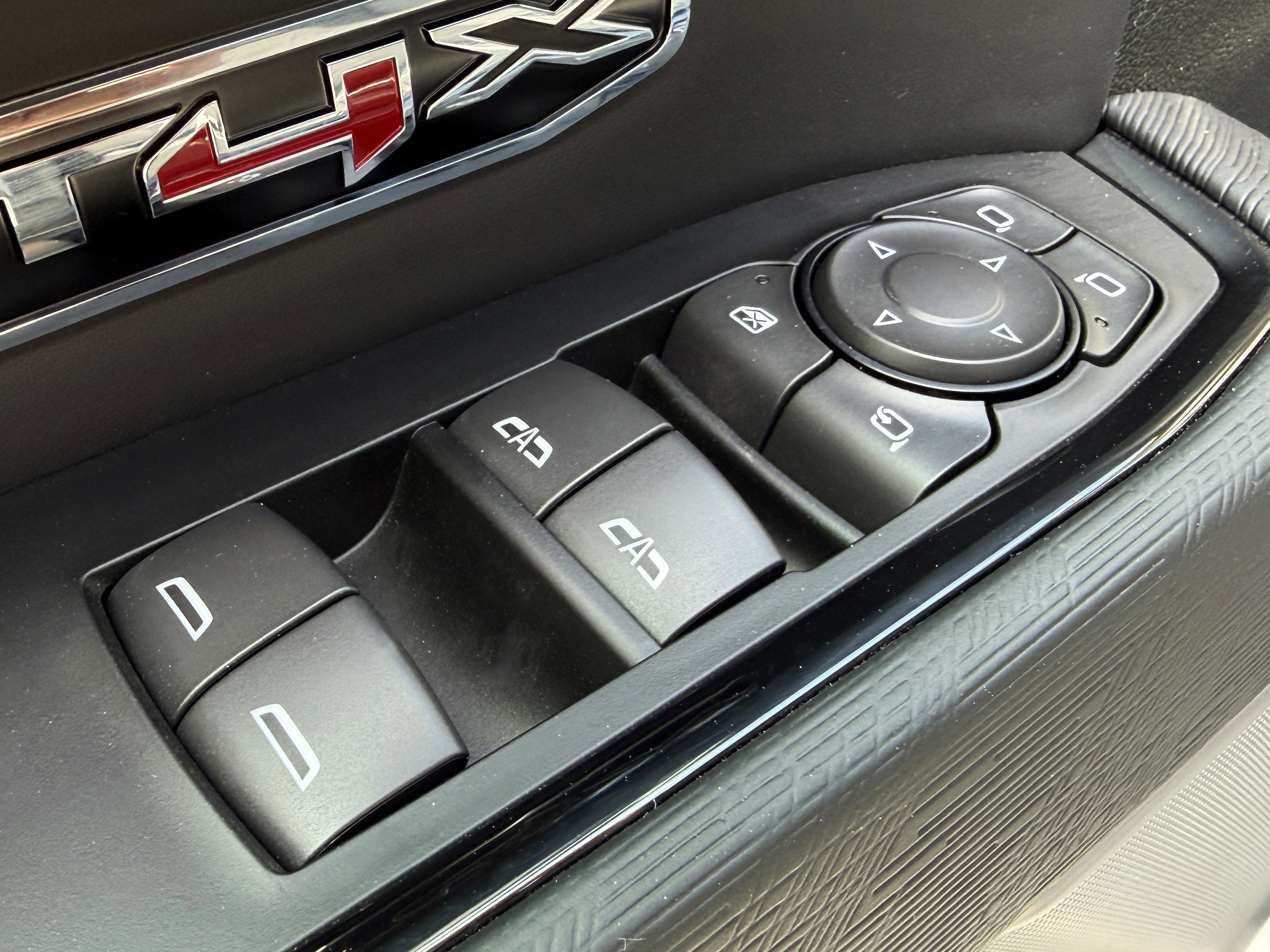 2026 GMC Sierra 1500 AT4X - Photo 23