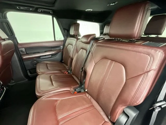 Used 2024 White Ford Limited image 7