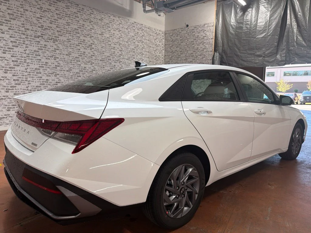 New 2026 Serenity White Hyundai Blue image 7