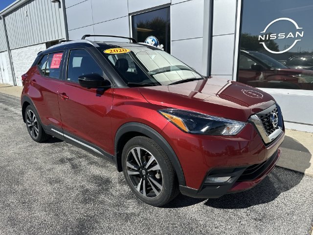 Used 2020 Red Nissan SR image 18