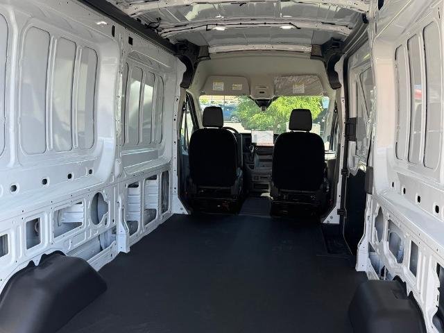 New 2026 Oxford White Ford Cargo Van image 17