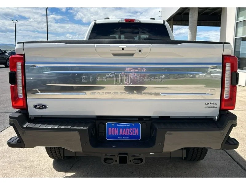 New 2026 Star White Metallic Tri-Coat Ford F-350® King Ranch® image 27