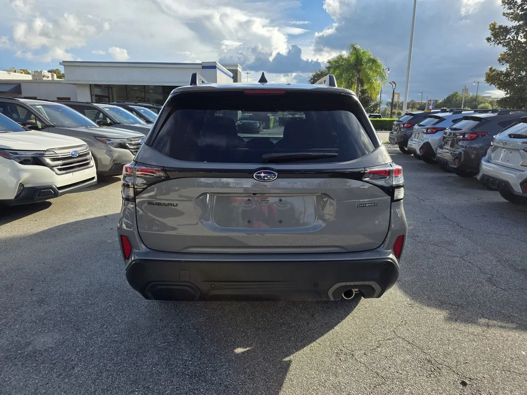 New 2026 RIVER ROCK PEARL Subaru Limited Hybrid image 4
