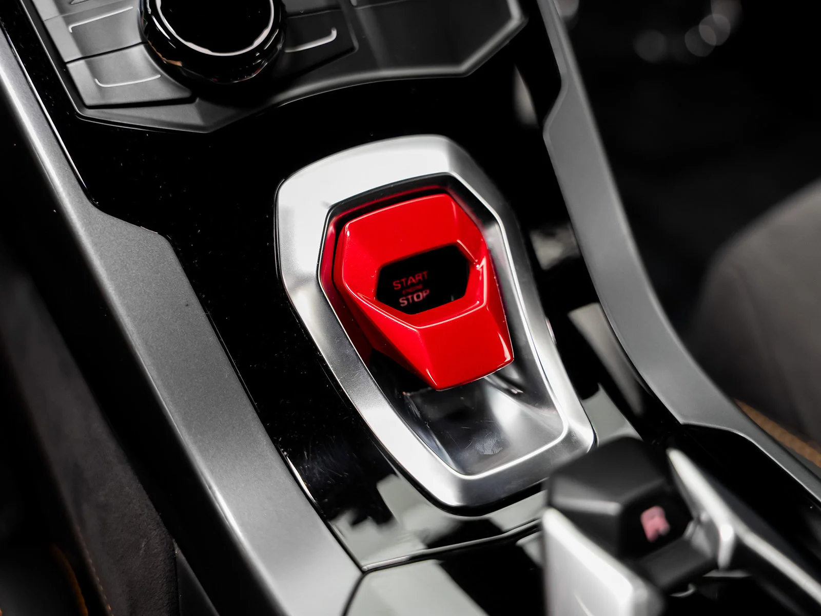 Used 2015 Black Lamborghini LP610-4 image 45