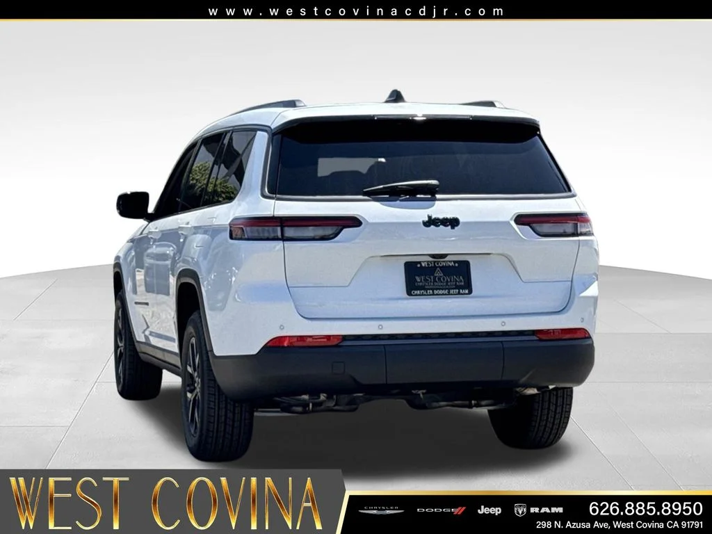 New 2026 Bright White Clearcoat Jeep Altitude image 10