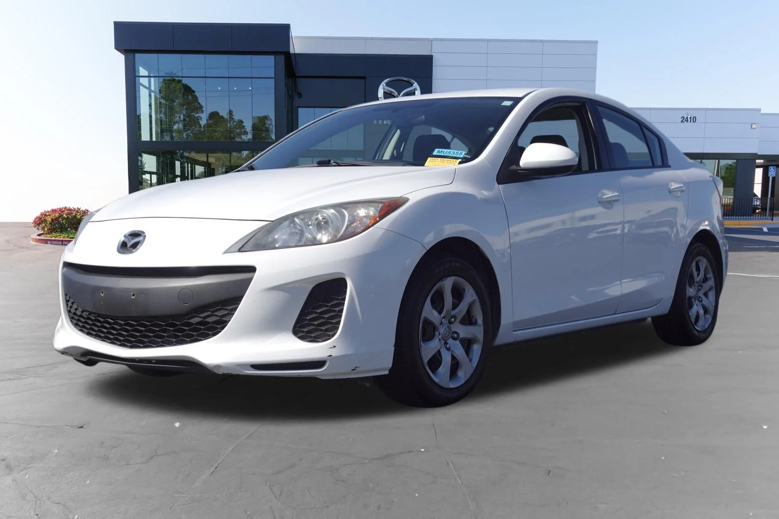 Used 2013 Crystal White Pearl Mica Mazda i SV image 7