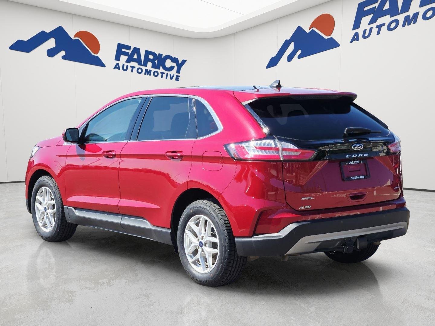 Used 2022 Rapid Red Metallic Tinted Clearcoat Ford SEL image 6