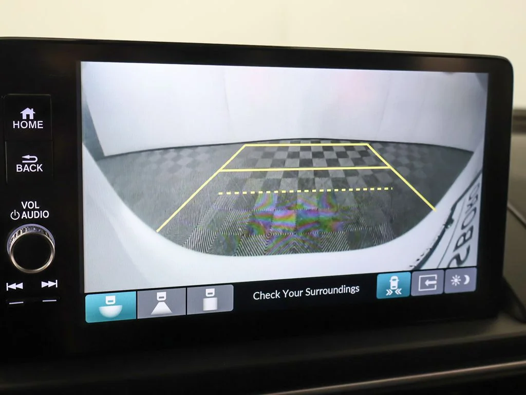 Used 2023 White Honda EX-L image 46