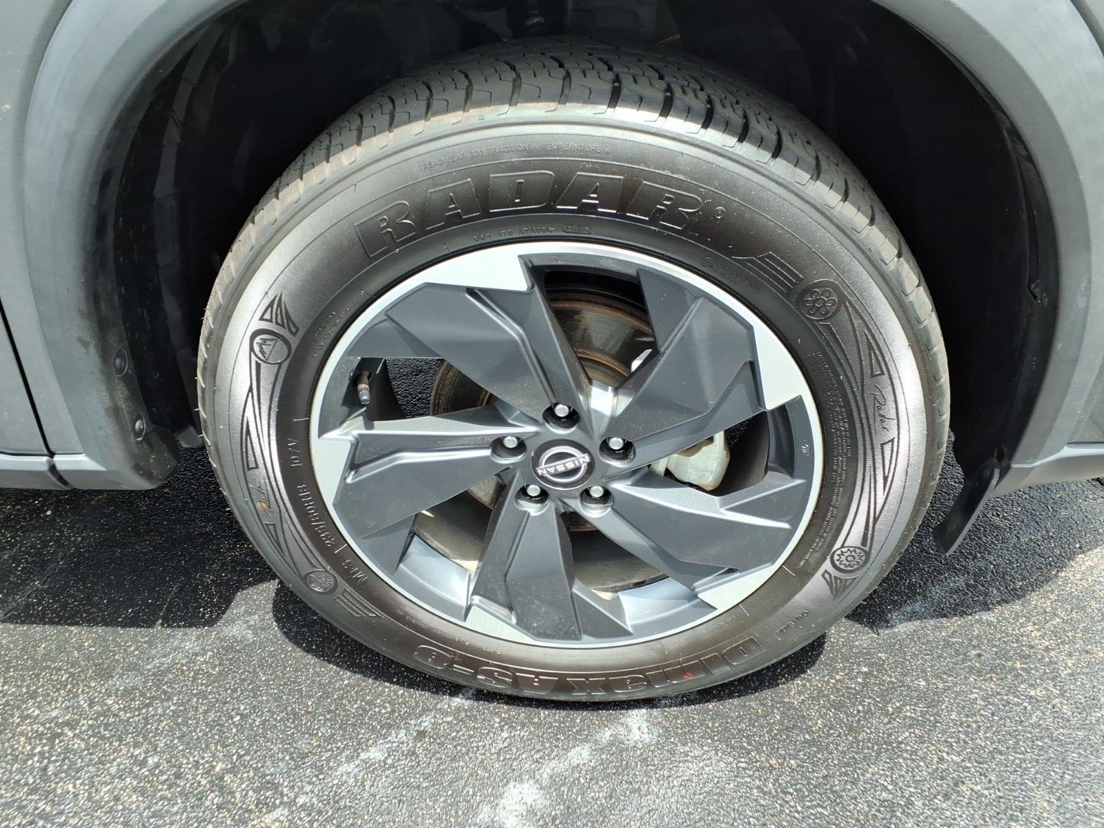 Used 2024 Gun Metallic Nissan SV image 12