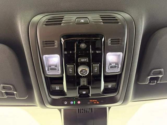 2026 GMC Yukon AT4 - Photo 14