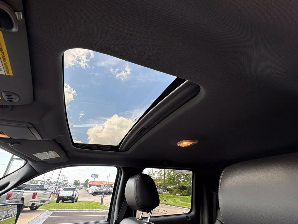 Used 2014 Black Ford LARIAT image 11