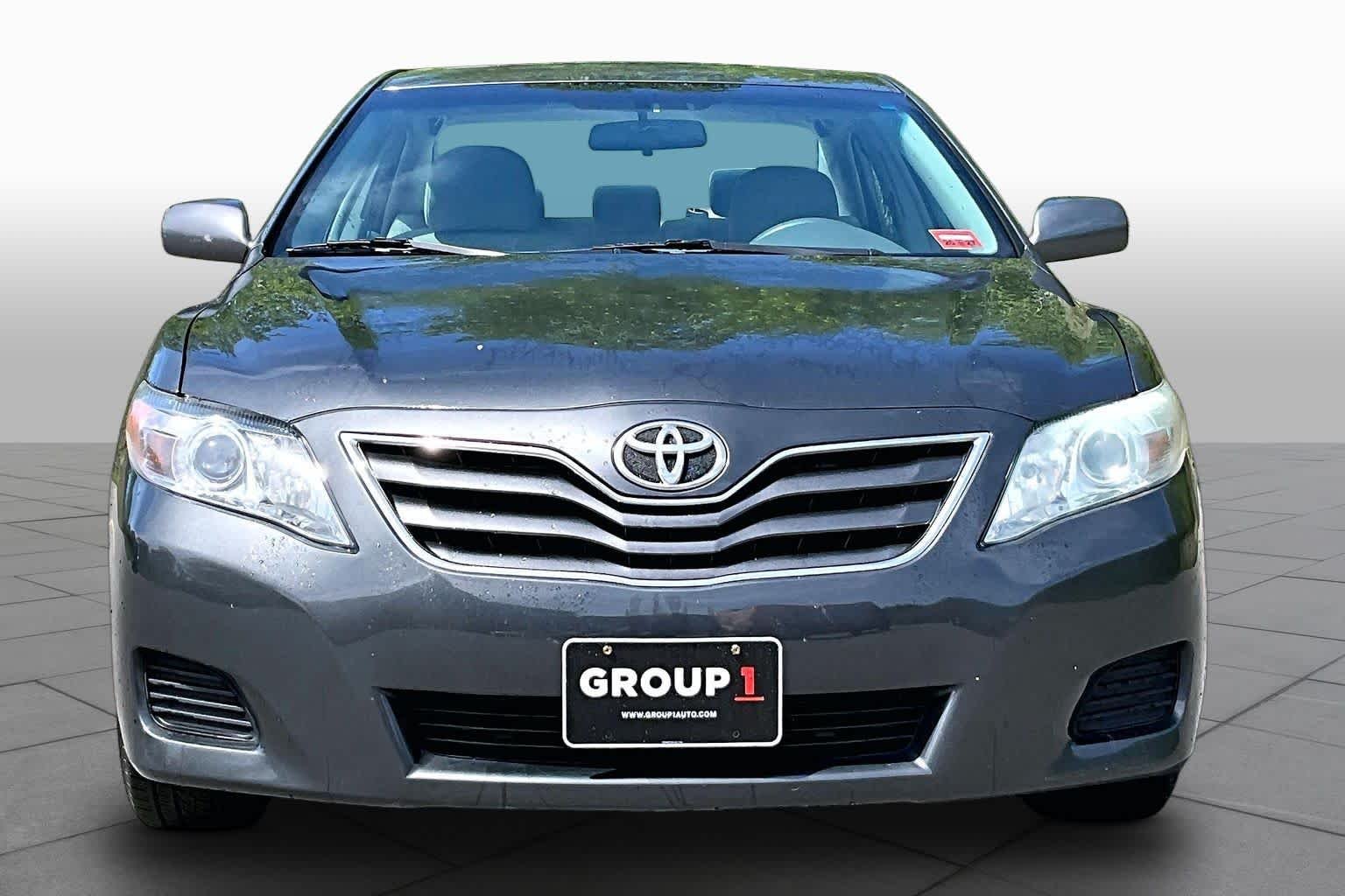 Used 2010 Magnetic Gray Metallic Toyota LE image 3