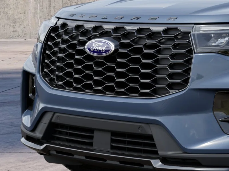 New 2027 Vapor Blue Metallic Ford ST-Line image 17