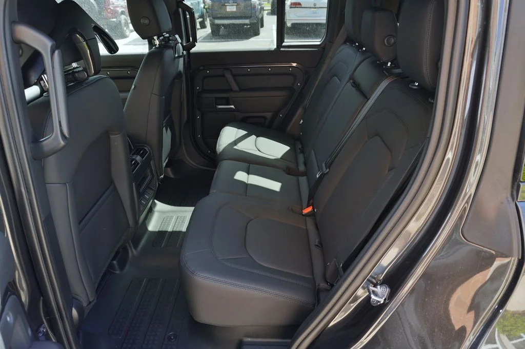 Used 2026 Gray Land Rover S image 29