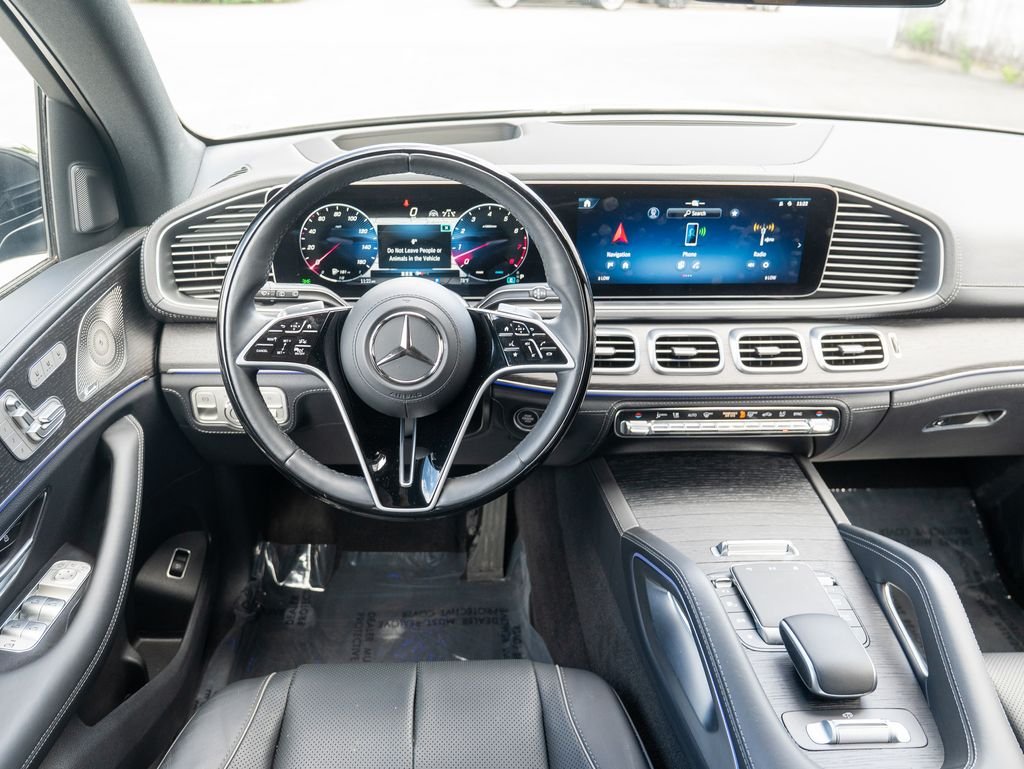 Used 2024 Gray Mercedes-Benz GLE 450 image 12