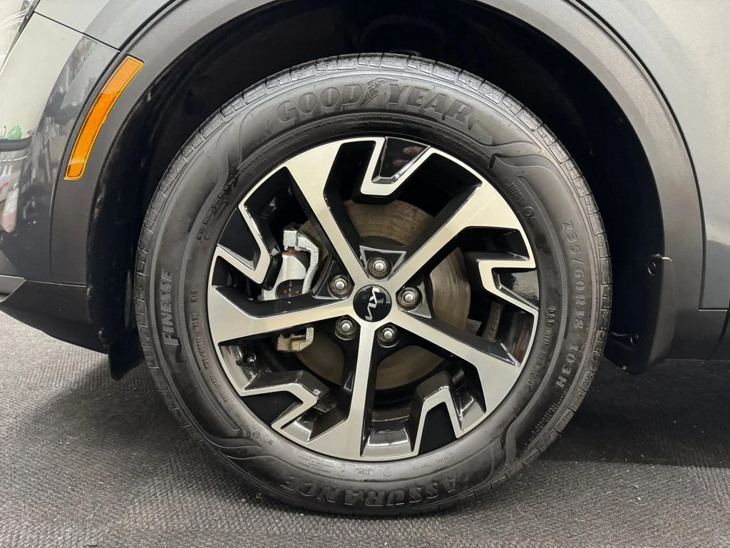 Used 2025 Gray Kia EX image 14