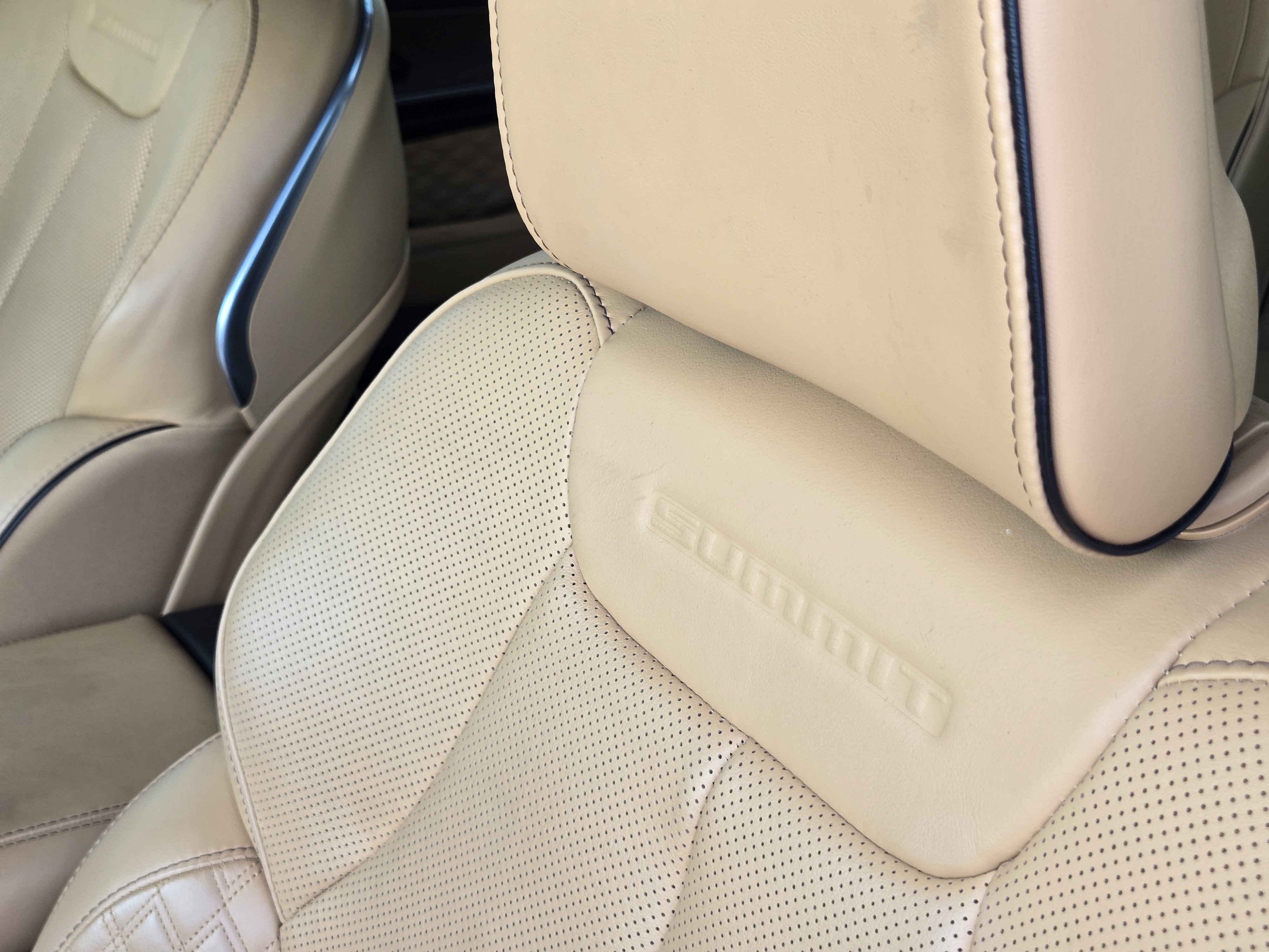 Used 2023 Bright White Clearcoat Jeep Summit image 17