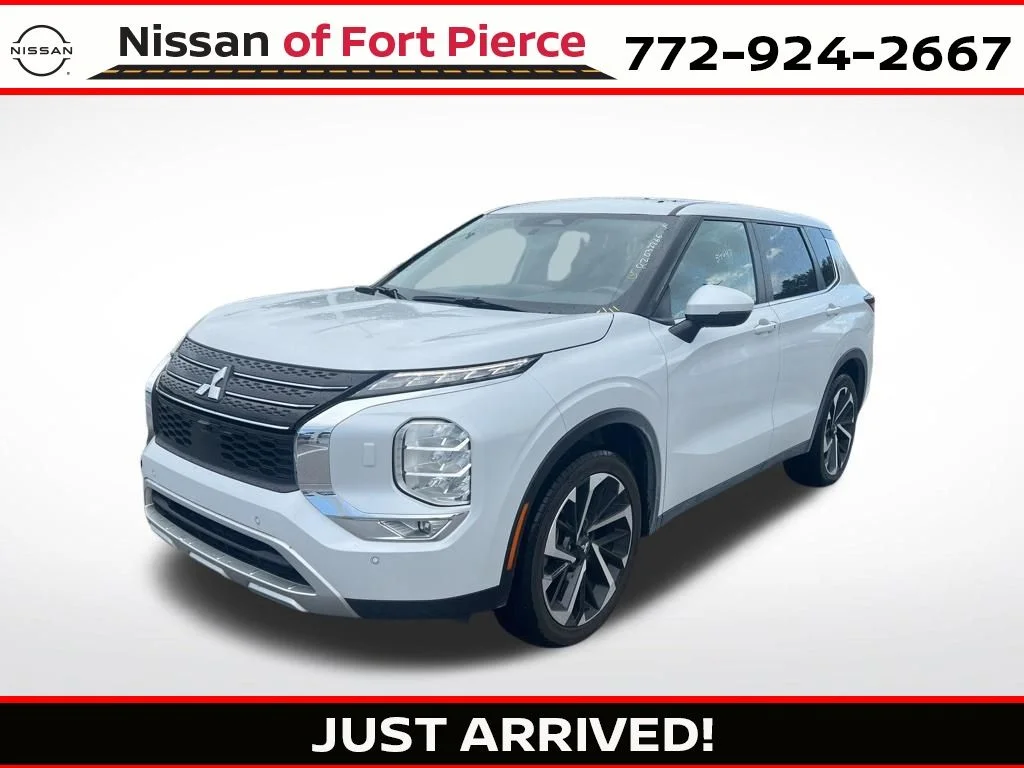 2024 Mitsubishi Outlander SE S-AWC's photo
