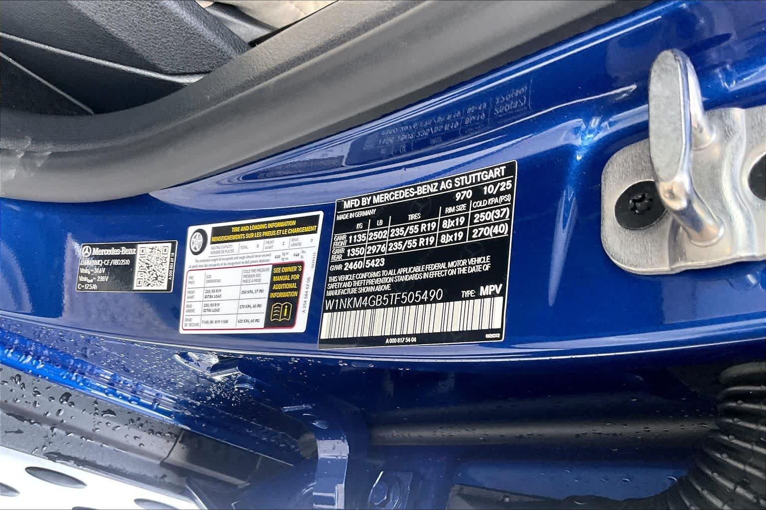 Certified Used 2026 Starling Blue Metallic Mercedes-Benz GLC 300 image 31
