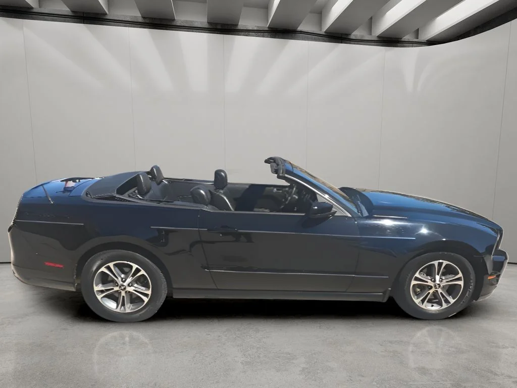 Used 2014 Black Ford Base image 7