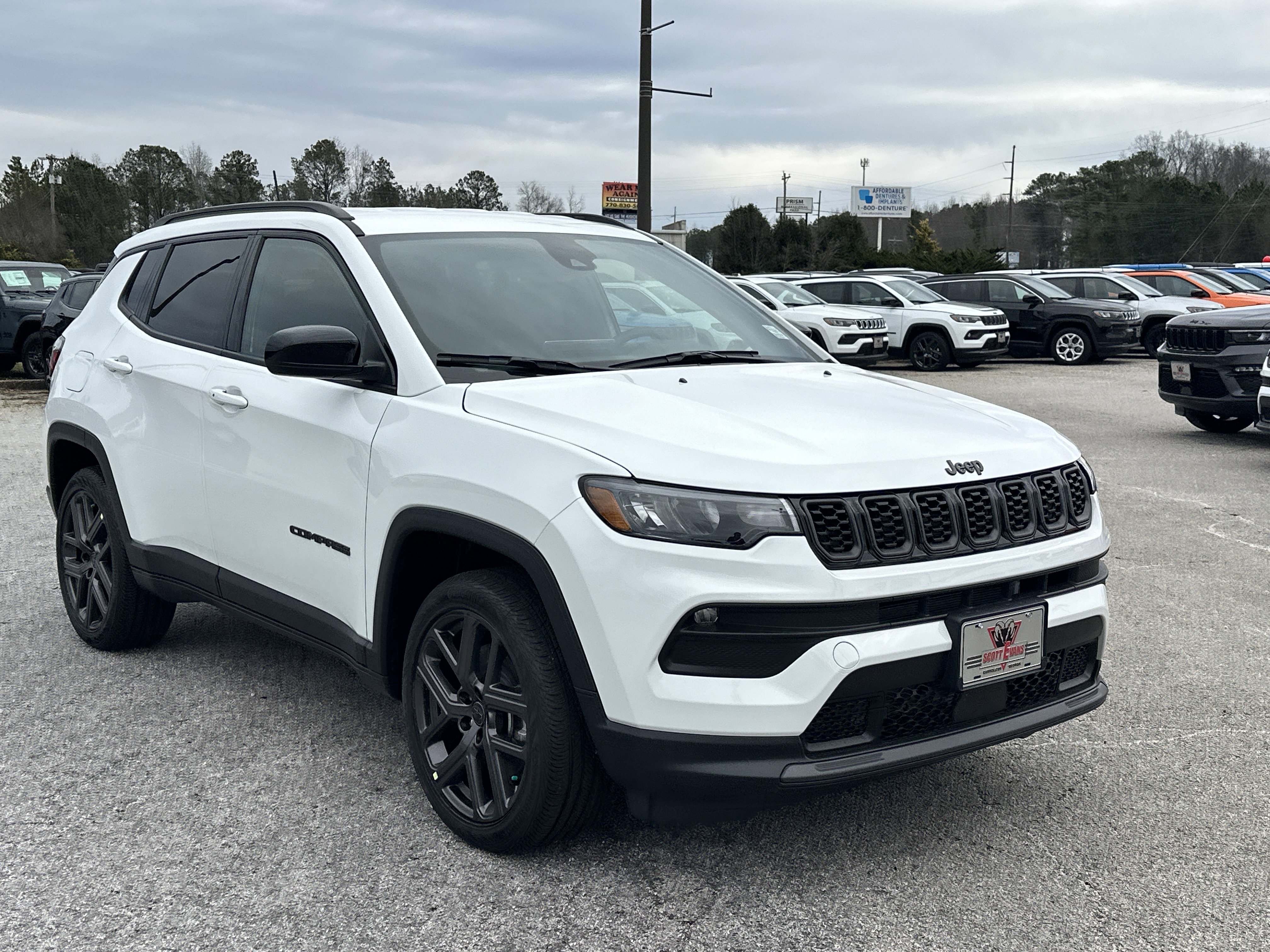 New 2026 Bright White Clear-Coat Exterior Paint Jeep Latitude Altitude image 10