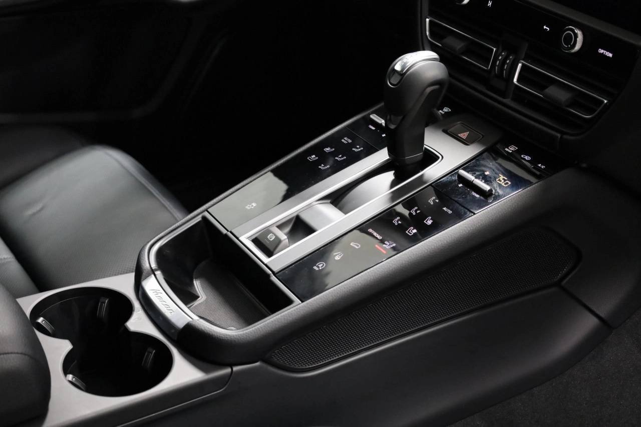Certified Used 2026 White Porsche  image 21