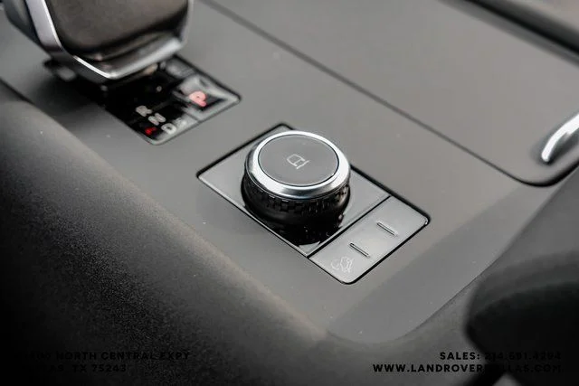 Used 2025 Santorini Black Metallic Land Rover S image 29