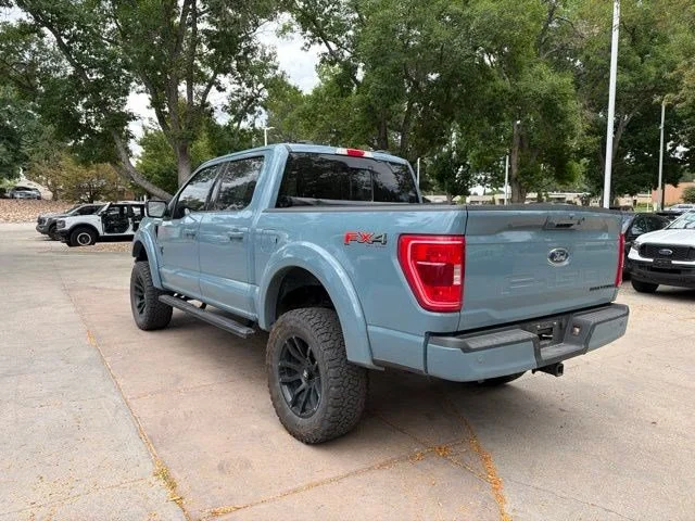 Used 2023 Blue Ford XLT image 3