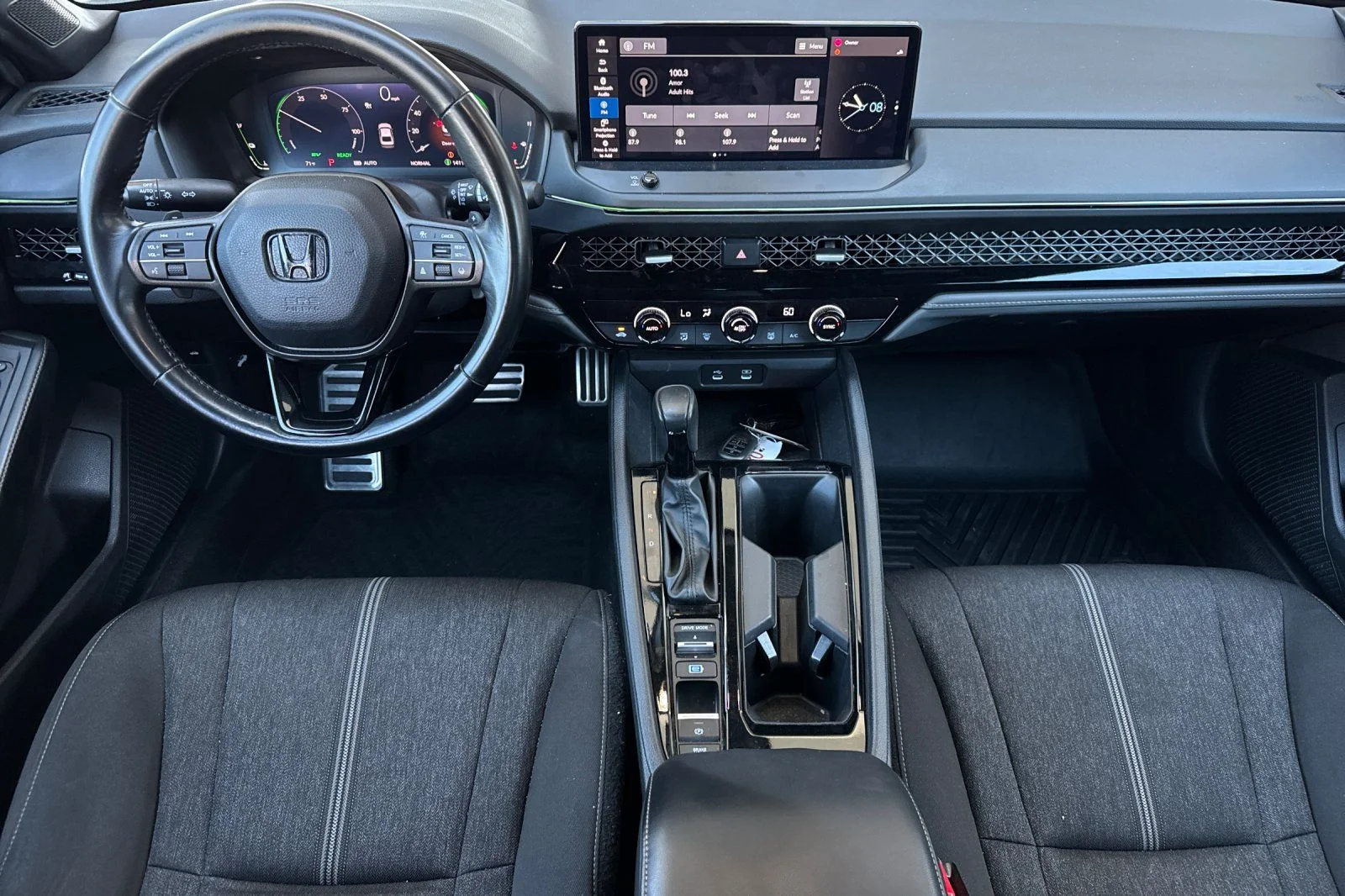 Used 2024  Honda Sport image 15