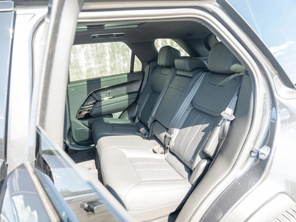 Certified Used 2023 Gray Land Rover SE Dynamic image 36