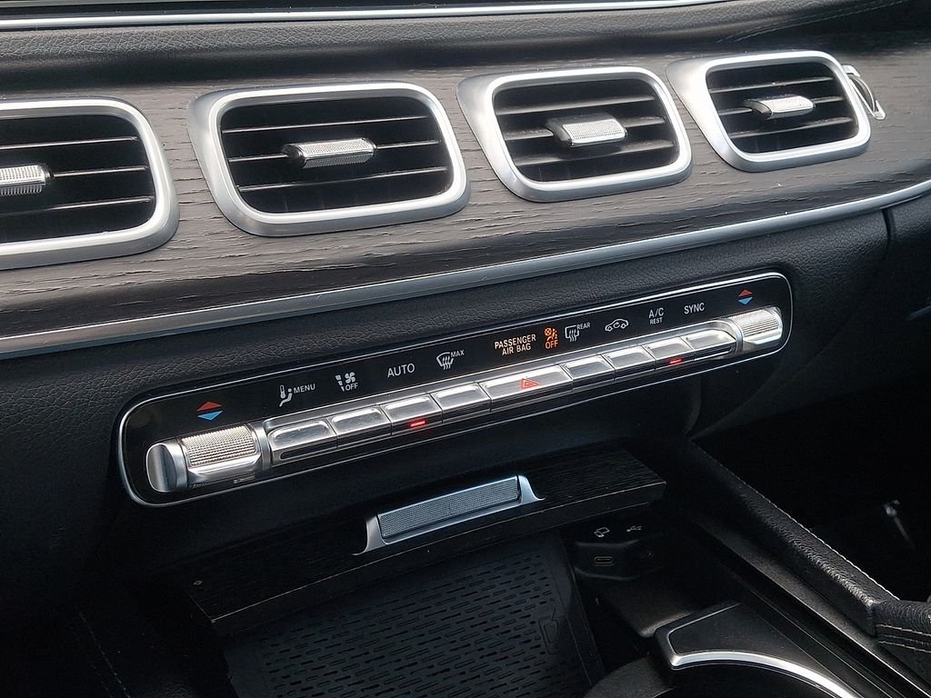 Used 2021 Black Mercedes-Benz GLS 450 image 16
