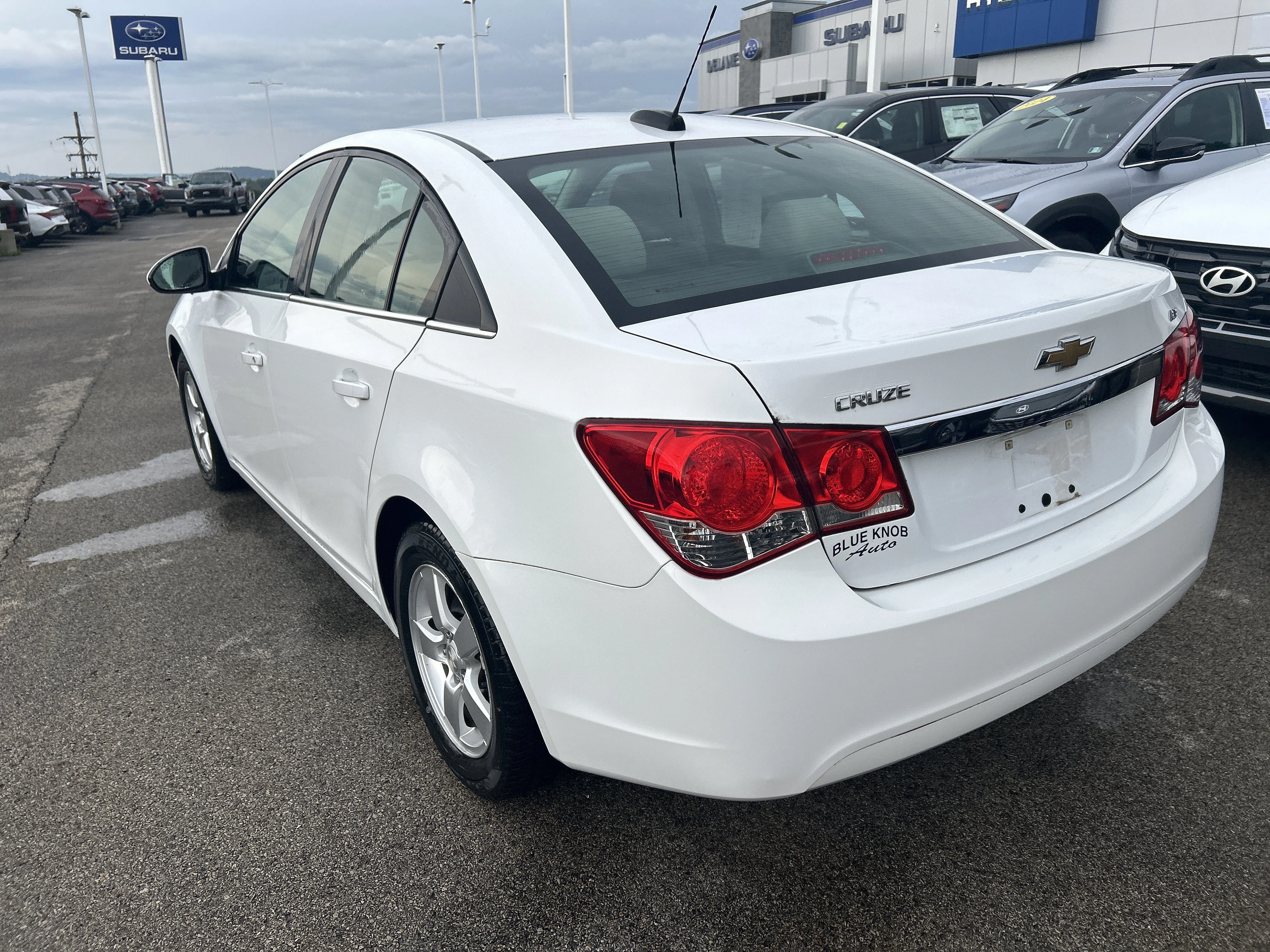 Used 2016 Summit White Chevrolet LT image 6