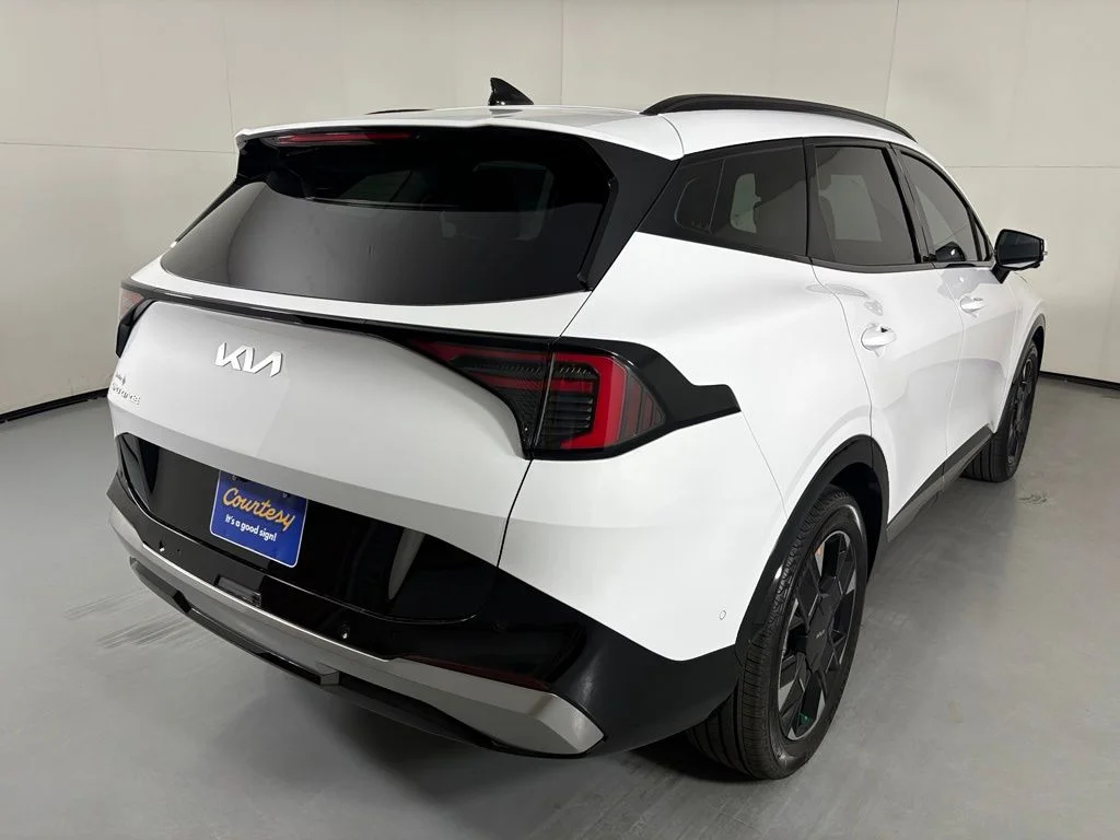 New 2026 White Kia SX-Prestige image 8
