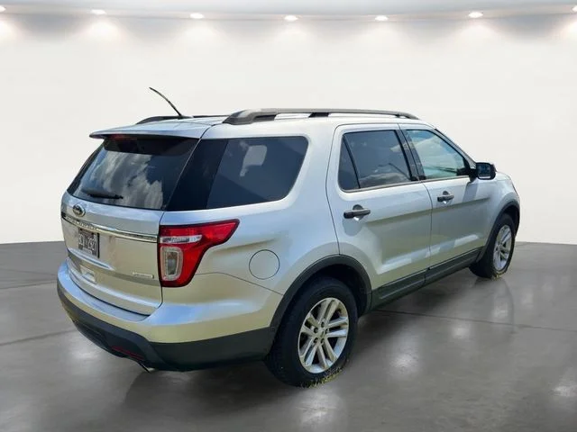 Used 2015 Silver Ford Base image 16